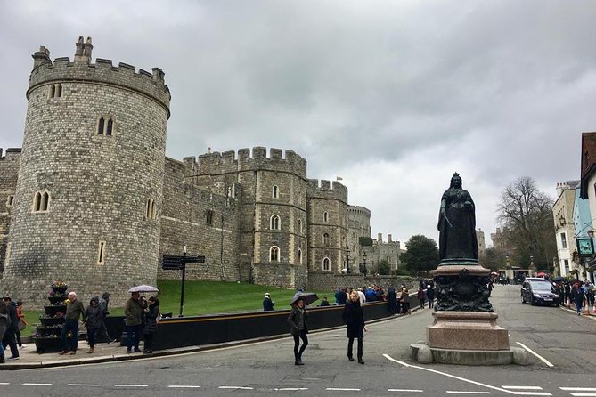 Windsor Castle private vehicle service from London with Admission tickets - The return journey and what the service really provides