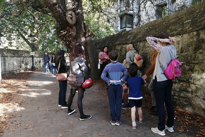 Women and Queer Histories Tour - by Uncomfortable Oxford™ - Why this Oxford walk feels different