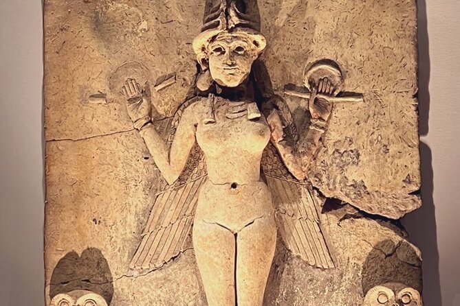 Women in the British Museum - Why the small group matters inside the museum