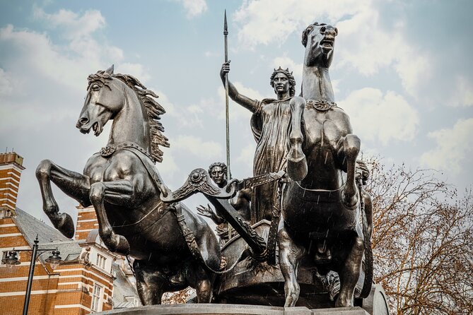 Women Of Westminster Walking Tour - How hard is the walking?