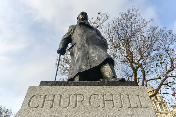WW2 London Walking Tour & Churchill War Rooms Entrance Ticket - Guides make the difference