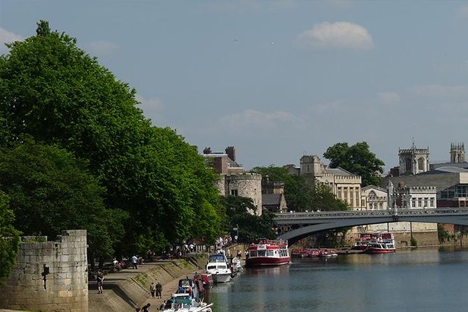 York Walls Private Walking Tour - Why York’s walls make a smart first walk
